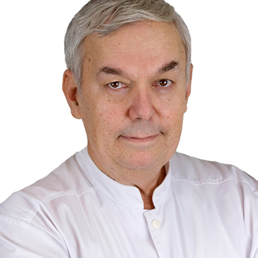 Dr. Crisu Mihail Corneliu